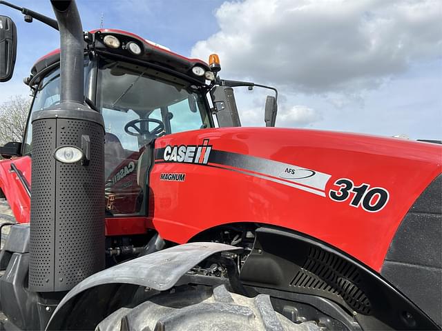 Image of Case IH Magnum 310 equipment image 3