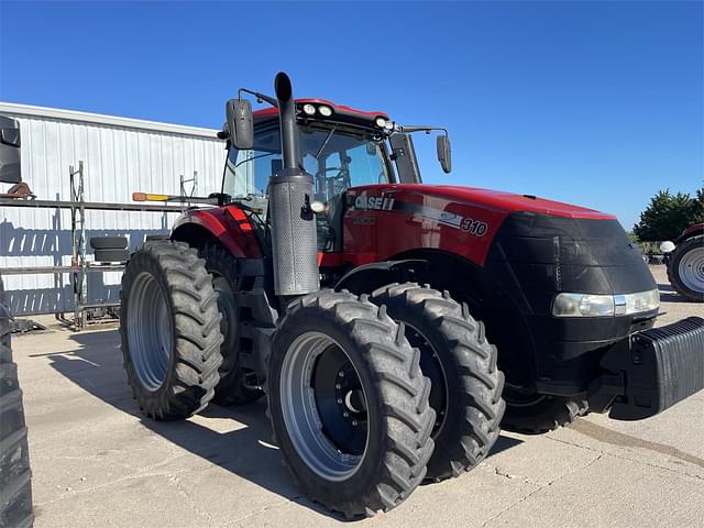 Image of Case IH Magnum 310 equipment image 2