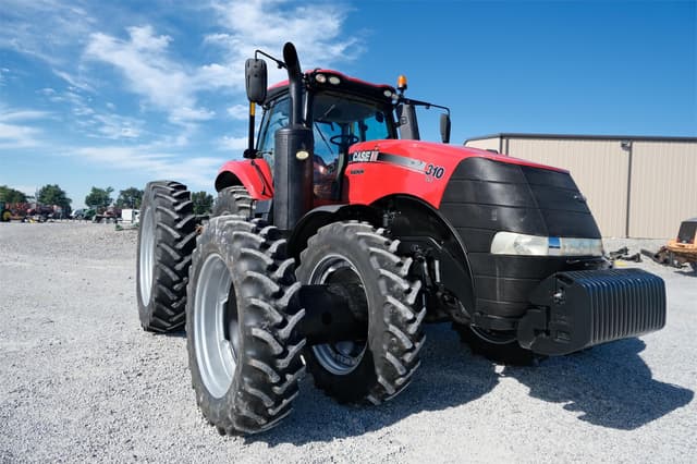 Image of Case IH Magnum 310 equipment image 1