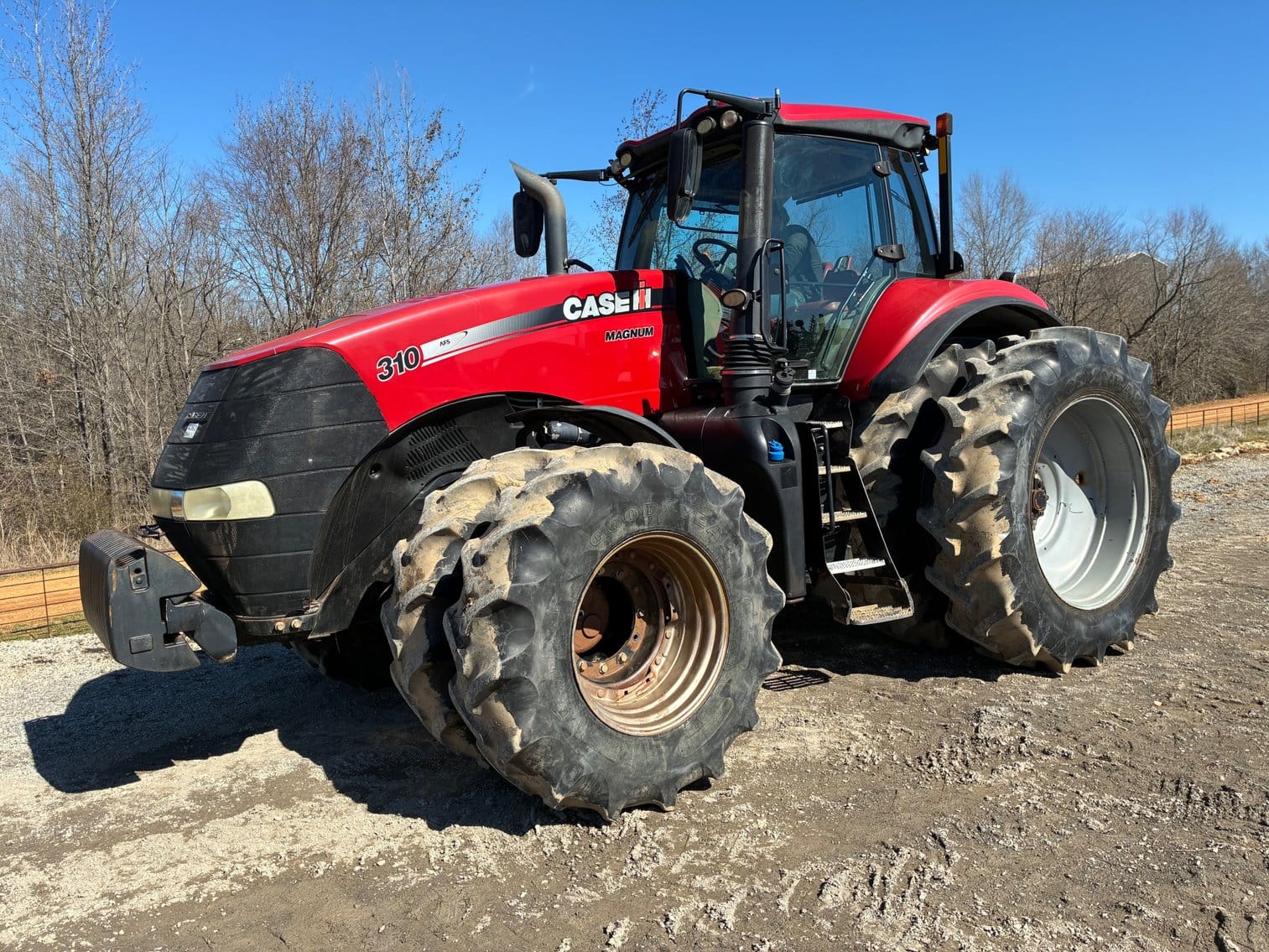 2016 Case IH Magnum 310 Equipment Image0