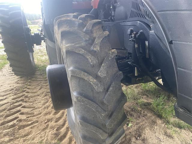 Image of Case IH Magnum 340 equipment image 3