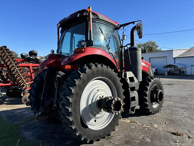 Image of Case IH Magnum 340 equipment image 2