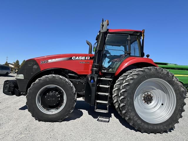 Image of Case IH Magnum 340 equipment image 2