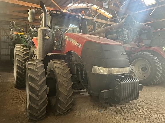Image of Case IH Magnum 340 equipment image 4