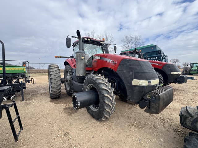 Image of Case IH Magnum 340 equipment image 2