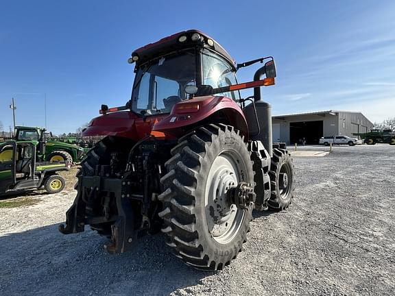 Image of Case IH Magnum 340 equipment image 2