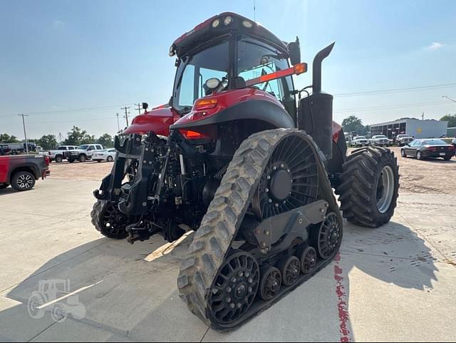 Image of Case IH Magnum 340 Rowtrac equipment image 4