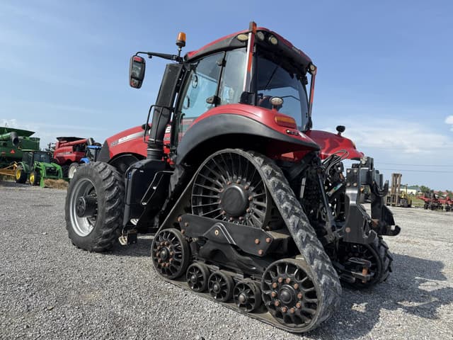 Image of Case IH Magnum 340 Rowtrac equipment image 4