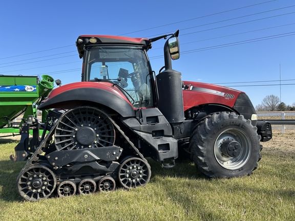 2016 Case IH Magnum 380 RowTrac Equipment Image0