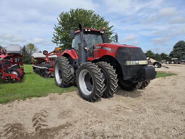 Image of Case IH Magnum 380 equipment image 3