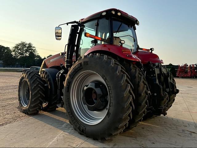 Image of Case IH Magnum 380 equipment image 2