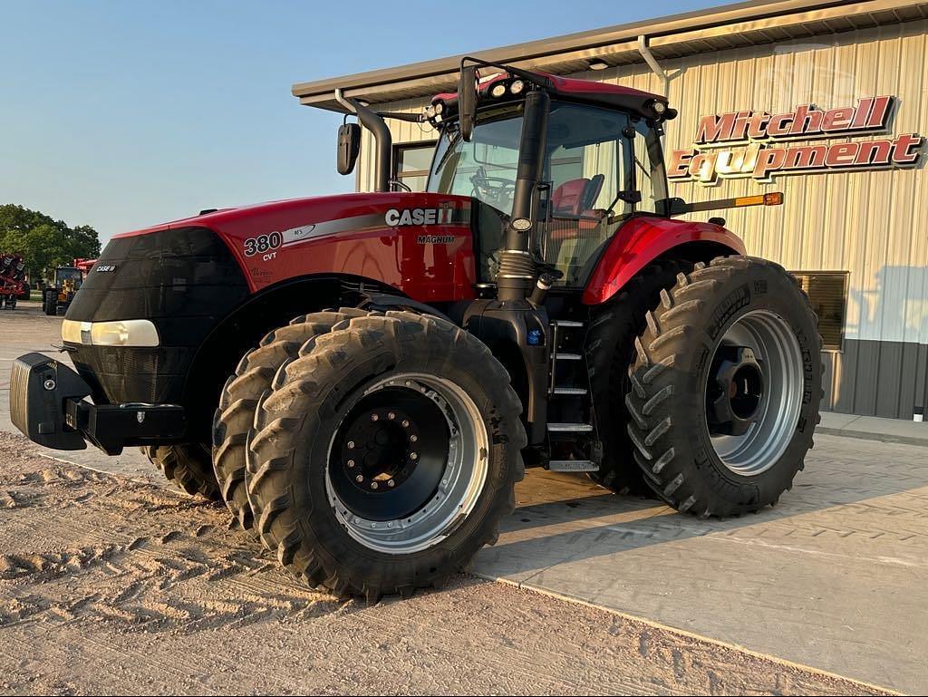 Image of Case IH Magnum 380 Primary image