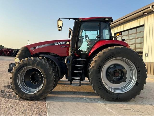 Image of Case IH Magnum 380 equipment image 1