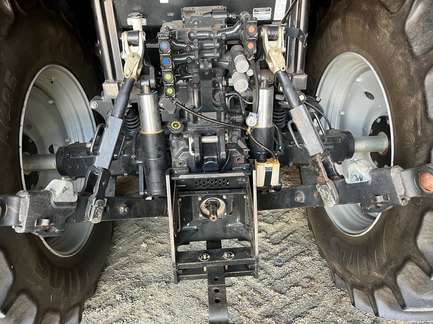 2016 Case IH Maxxum 125 Equipment Image0