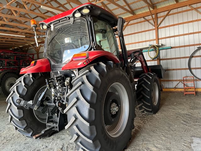Image of Case IH Maxxum 125 equipment image 4