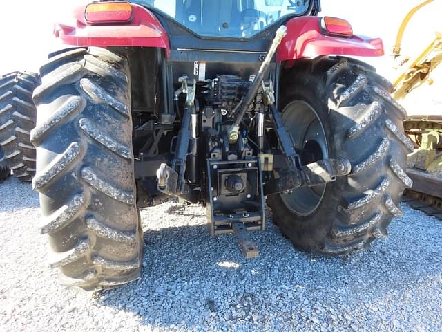 Image of Case IH Maxxum 120 equipment image 4