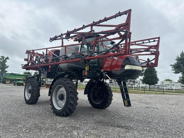 Image of Case IH Patriot 2250 equipment image 1