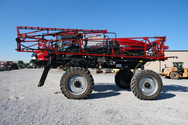 Image of Case IH Patriot 2250 equipment image 2