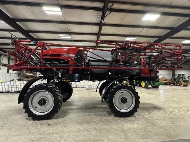 Image of Case IH Patriot 2250 equipment image 3
