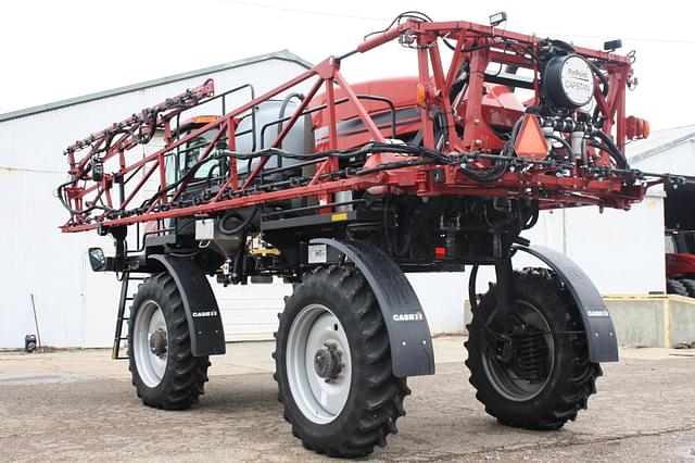 Image of Case IH Patriot 2250 equipment image 2