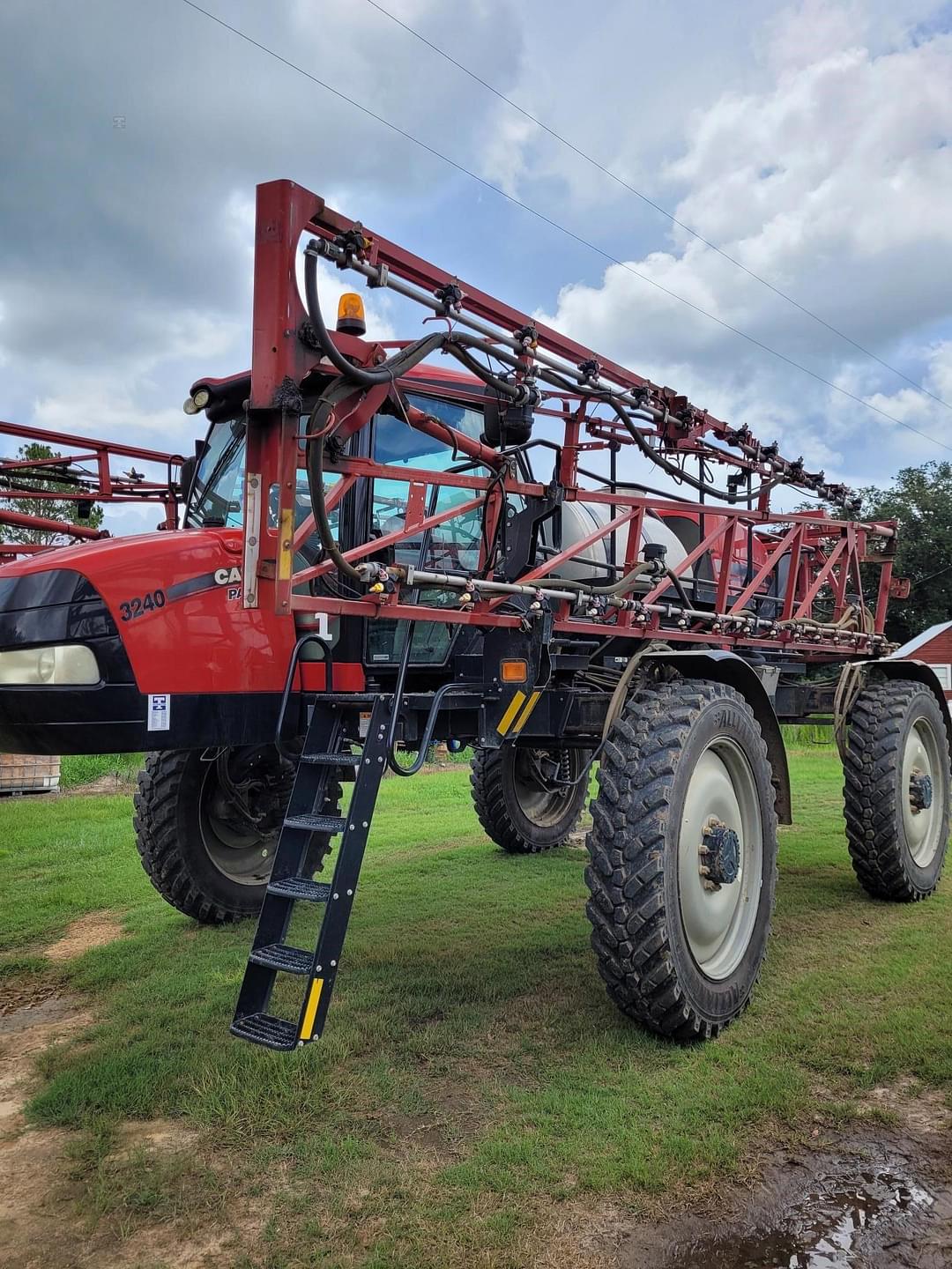 Image of Case IH Patriot 3240 Primary image