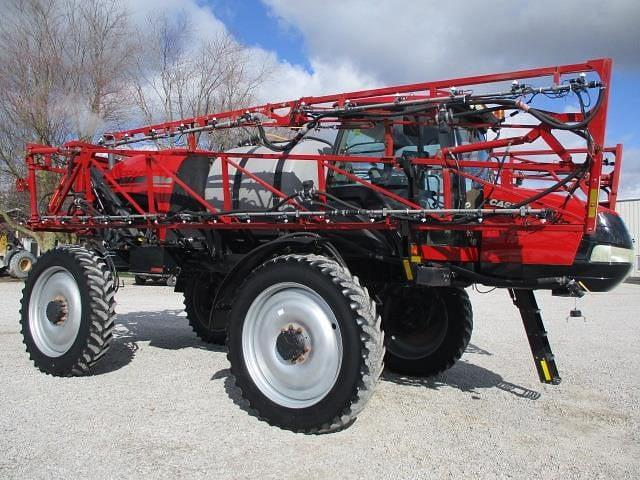 Image of Case IH Patriot 3240 equipment image 1