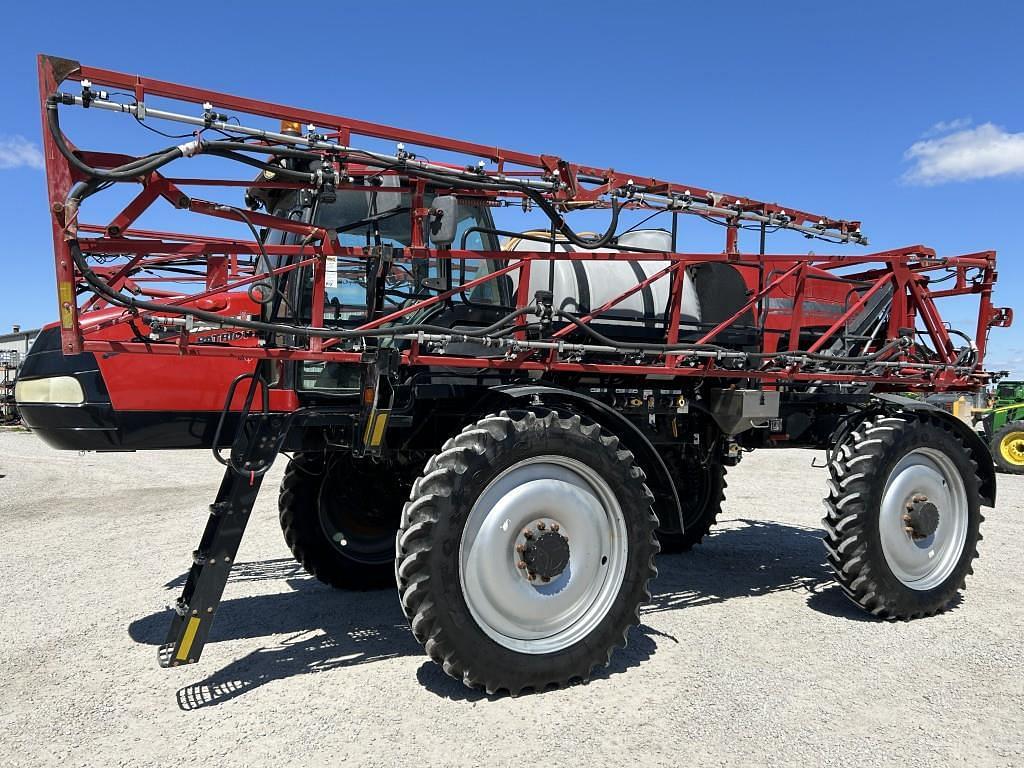 Image of Case IH Patriot 3240 Primary image