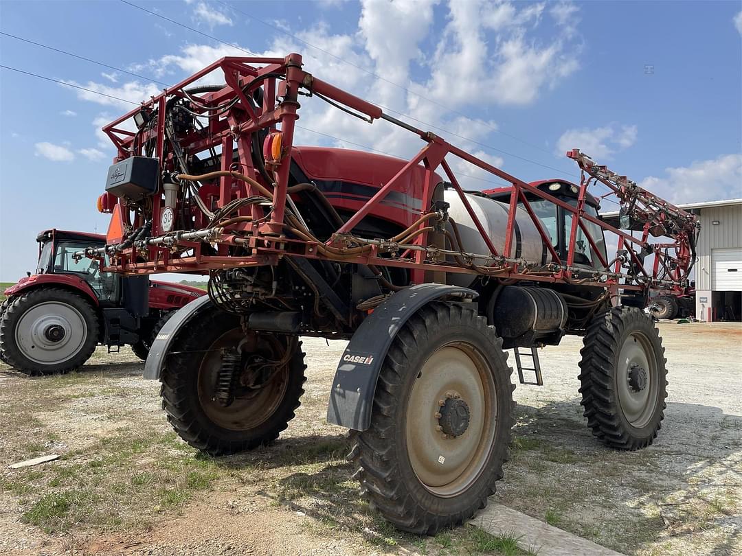 Image of Case IH Patriot 3240 Image 1