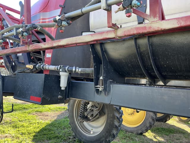 Image of Case IH Patriot 3240 equipment image 1