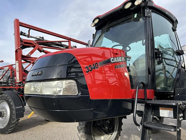 Image of Case IH Patriot 3340 equipment image 2