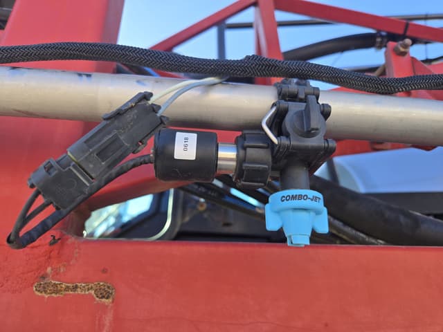 Image of Case IH Patriot 3340 equipment image 1