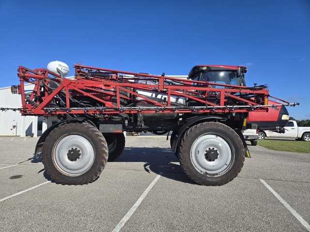 Image of Case IH Patriot 3340 equipment image 1