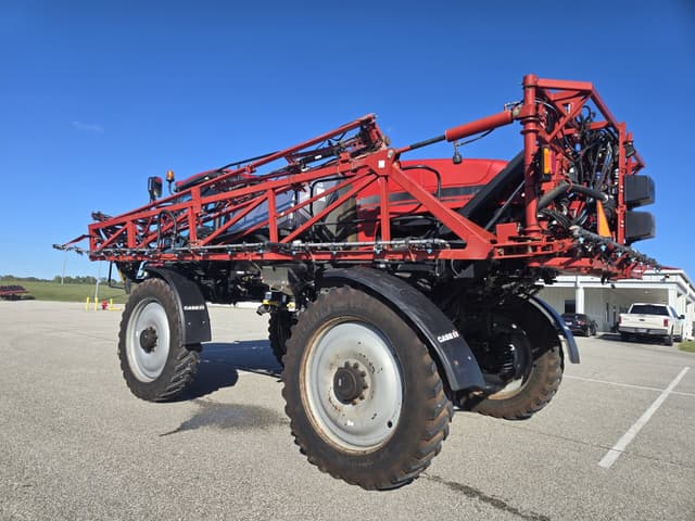Image of Case IH Patriot 3340 equipment image 4