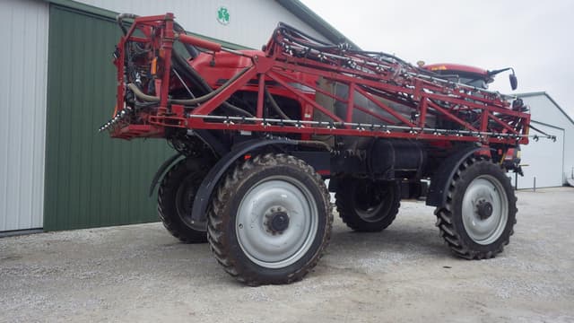 Image of Case IH Patriot 4440 equipment image 4