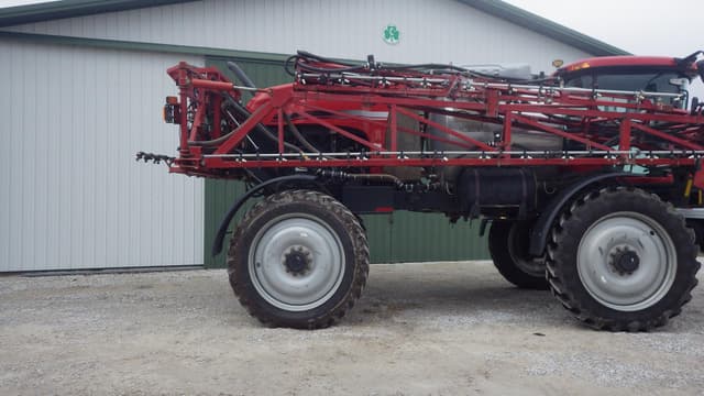 Image of Case IH Patriot 4440 equipment image 3