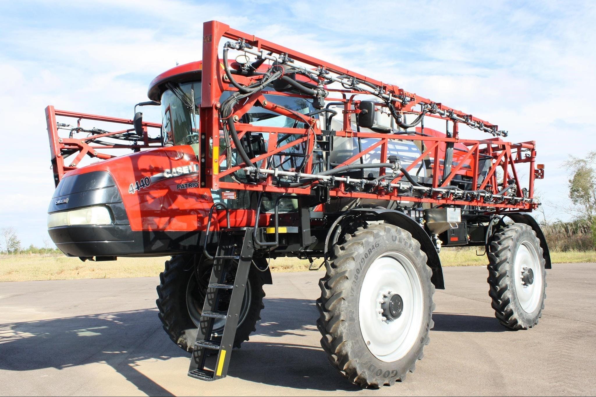 2016 Case IH Patriot 4440 Equipment Image0