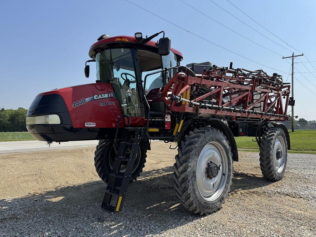 Image of Case IH Patriot 4440 Primary image