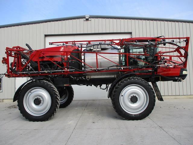 Image of Case IH Patriot 4440 equipment image 3