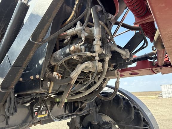 Image of Case IH Patriot 4440 equipment image 2