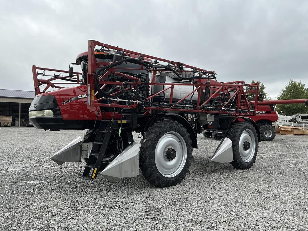 Image of Case IH Patriot 4440 Primary image