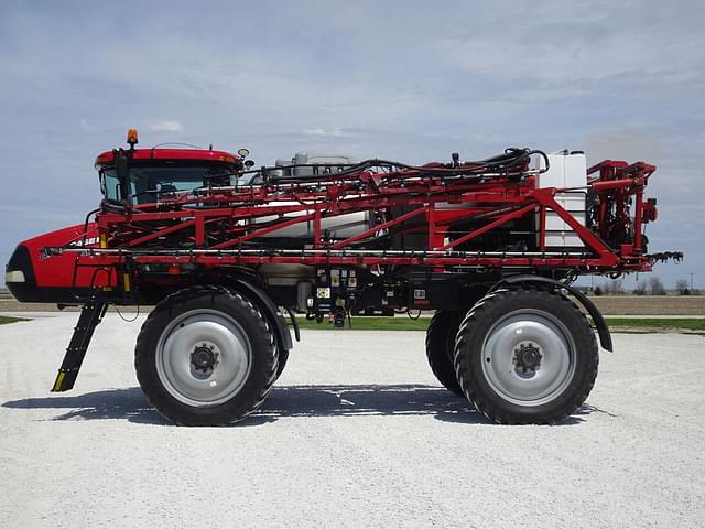 Image of Case IH Patriot 4440 equipment image 2
