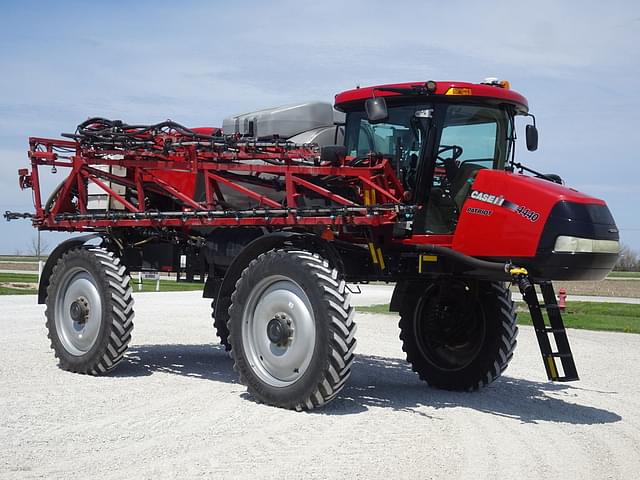Image of Case IH Patriot 4440 equipment image 1