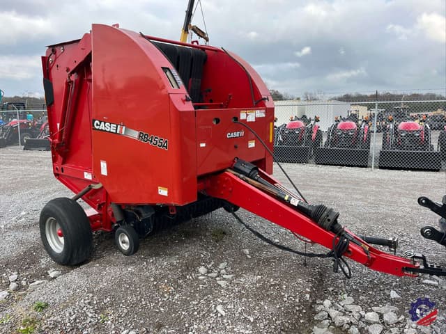 Image of Case IH RB455A equipment image 4