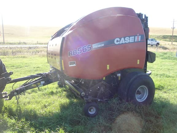 Image of Case IH RB565 Premium equipment image 3
