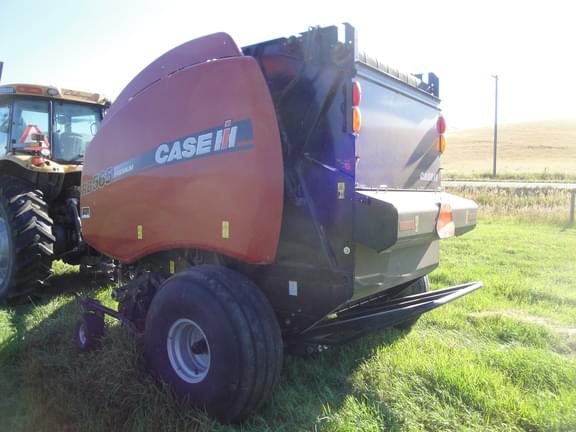 Image of Case IH RB565 equipment image 3