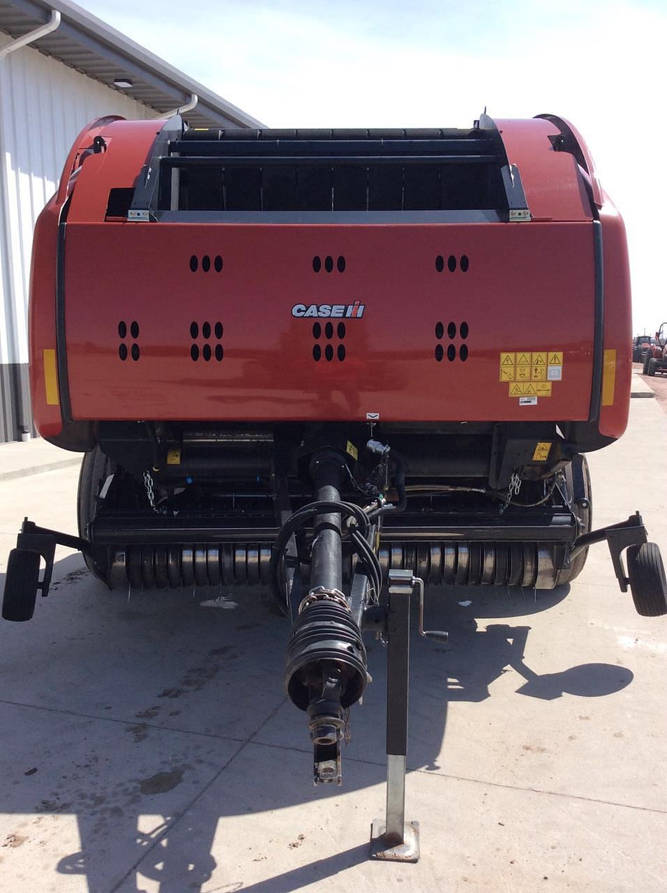 Image of Case IH RB565 Premium Primary Image