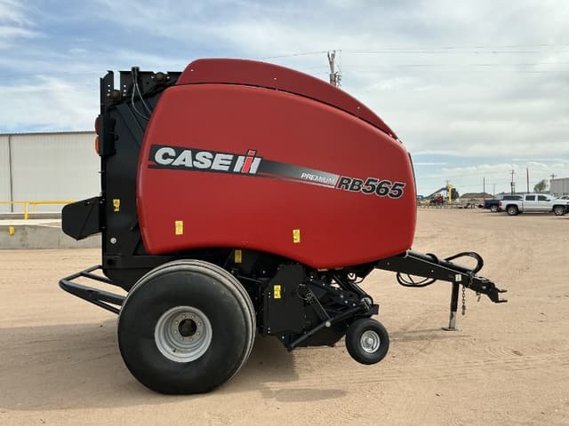 Image of Case IH RB565 equipment image 3