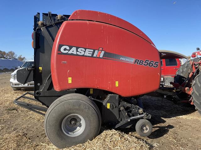 Image of Case IH RB565 Premium equipment image 3