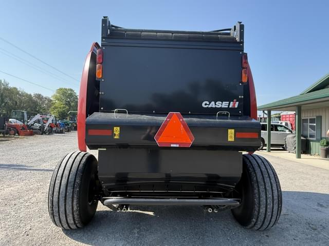 Image of Case IH RB565 equipment image 2