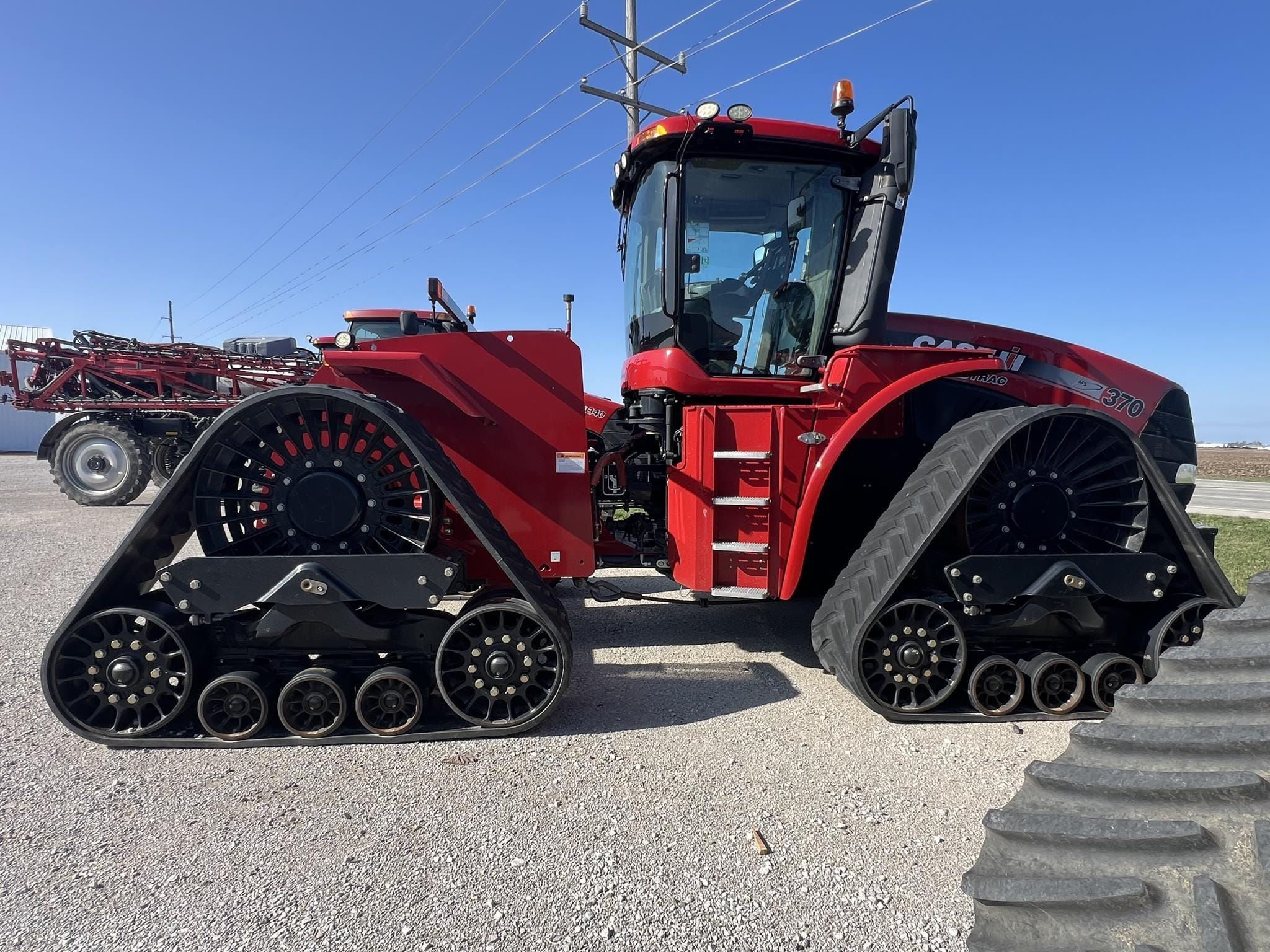 2016 Case IH Steiger 370 Rowtrac Equipment Image0